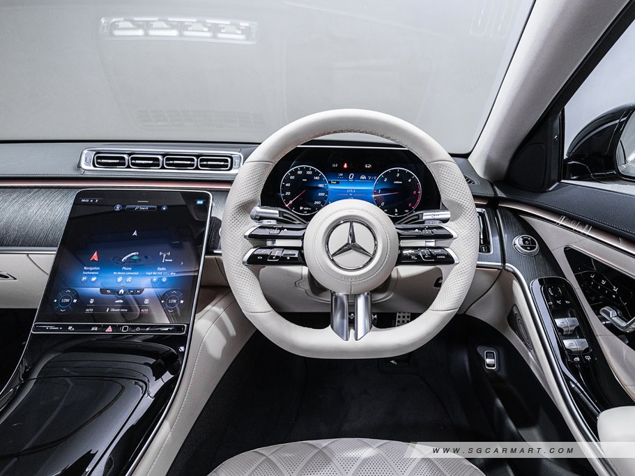 https://i.i-sgcm.com/new_cars/cars/12898/12898_g76