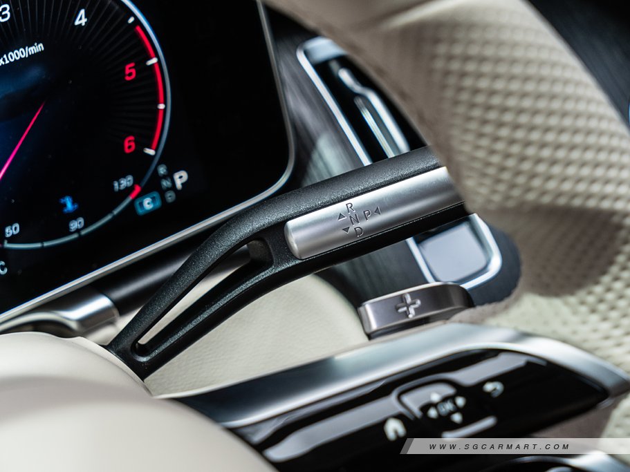 https://i.i-sgcm.com/new_cars/cars/12898/12898_g81