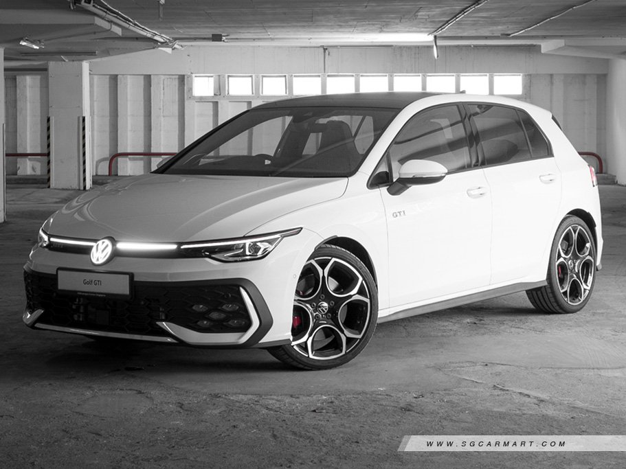 Volkswagen Golf GTI 2.0 TSI DSG 103