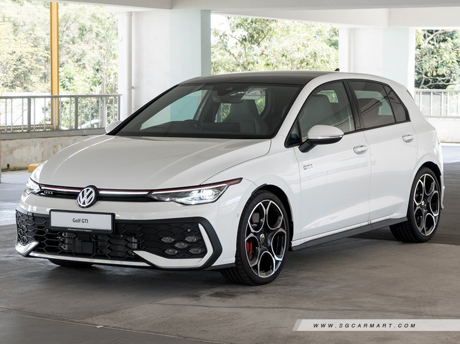 Volkswagen Golf GTI 2.0 TSI DSG 105