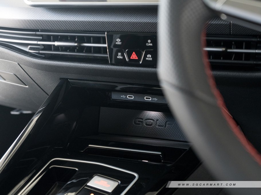 Volkswagen Golf GTI 2.0 TSI DSG 118