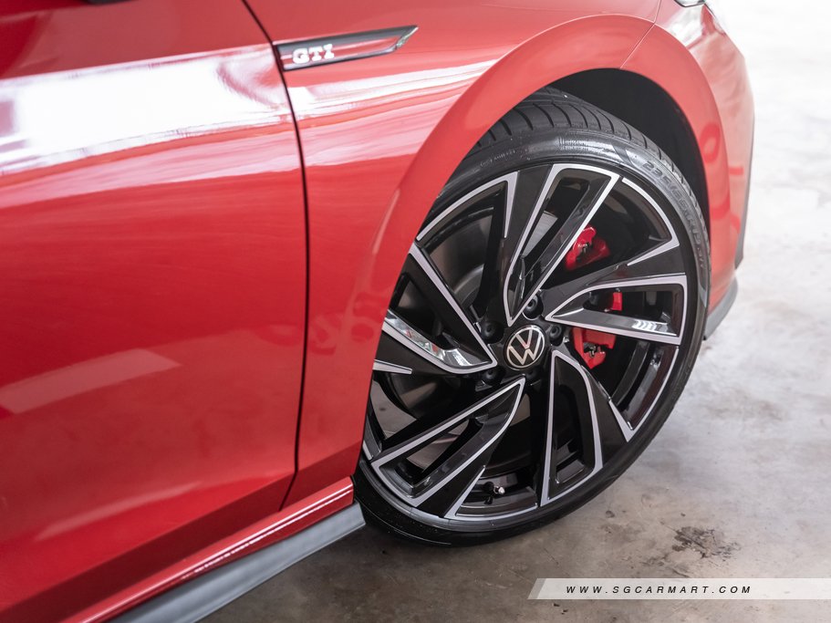 https://i.i-sgcm.com/new_cars/cars/12901/12901_g32