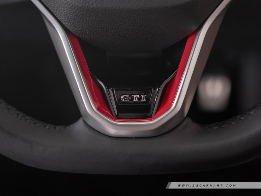https://i.i-sgcm.com/new_cars/cars/12901/12901_g48