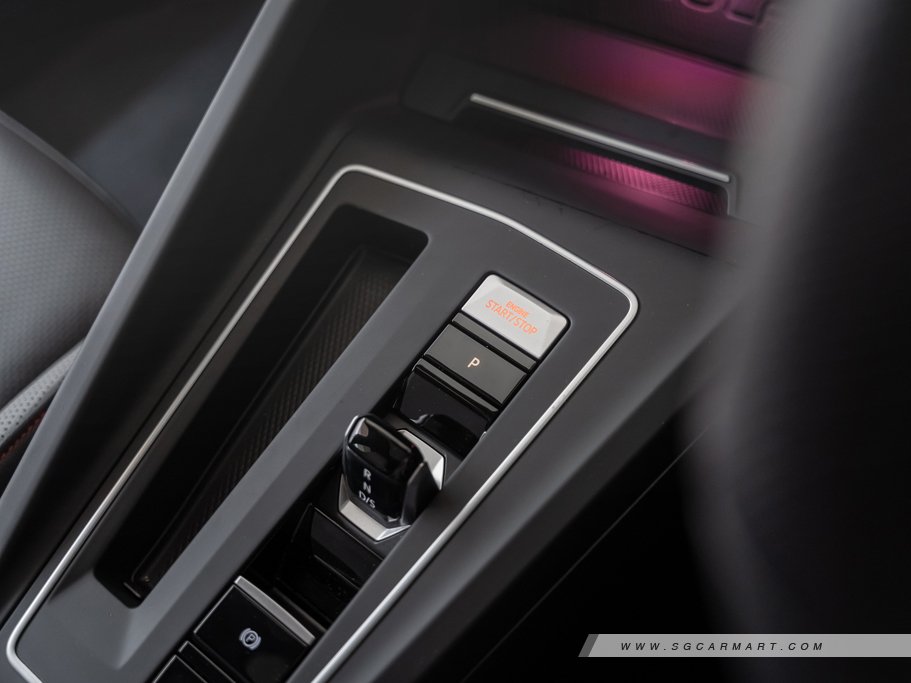 https://i.i-sgcm.com/new_cars/cars/12901/12901_g71