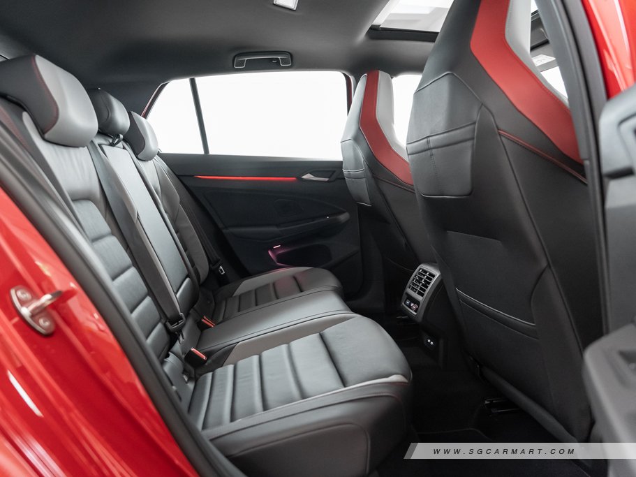 https://i.i-sgcm.com/new_cars/cars/12901/12901_g81