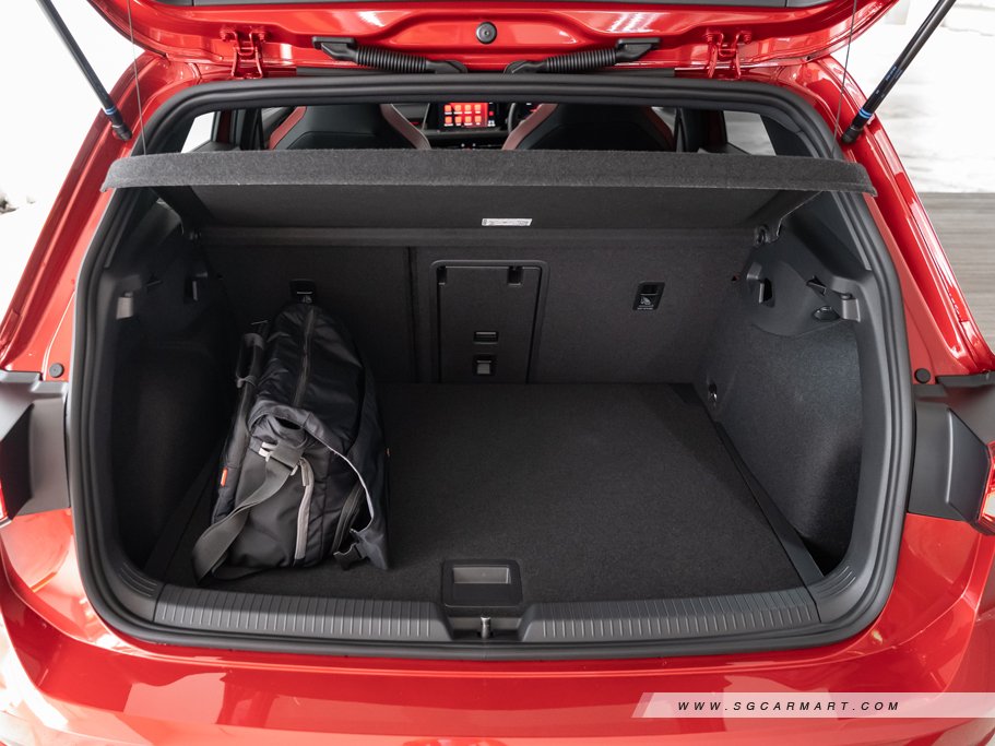 https://i.i-sgcm.com/new_cars/cars/12901/12901_g85
