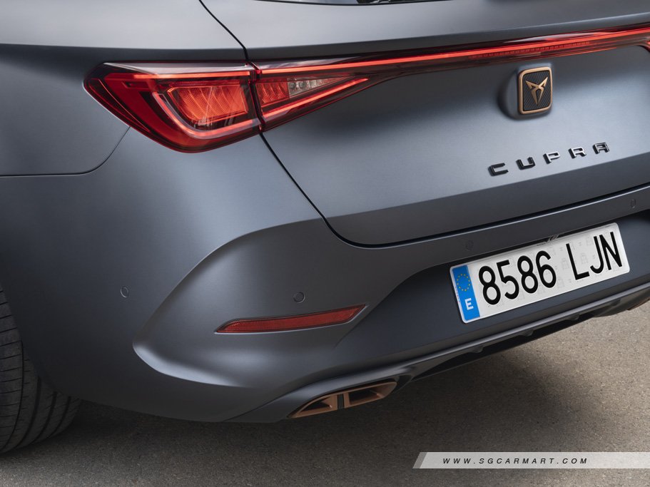https://i.i-sgcm.com/new_cars/cars/12903/12903_g12