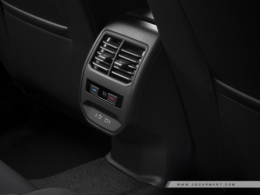 https://i.i-sgcm.com/new_cars/cars/12903/12903_g21