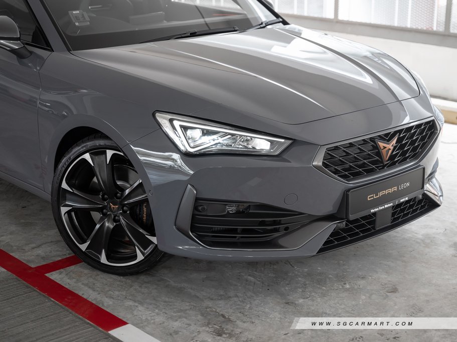 https://i.i-sgcm.com/new_cars/cars/12903/12903_g30