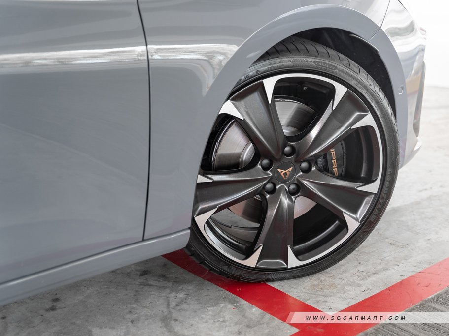 https://i.i-sgcm.com/new_cars/cars/12903/12903_g35