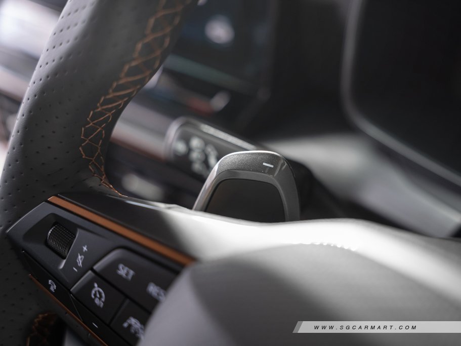 https://i.i-sgcm.com/new_cars/cars/12903/12903_g48