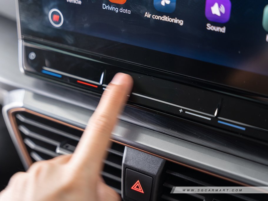 https://i.i-sgcm.com/new_cars/cars/12903/12903_g67