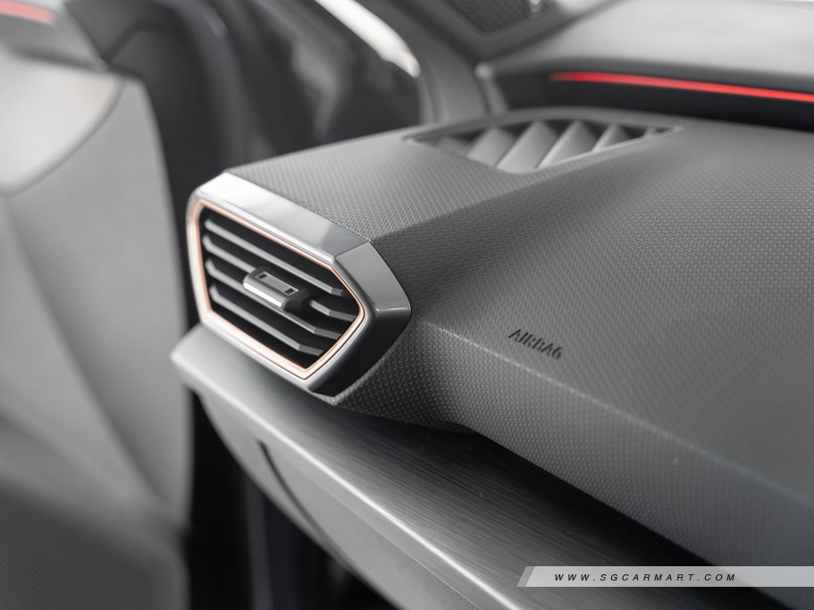 https://i.i-sgcm.com/new_cars/cars/12903/12903_g73