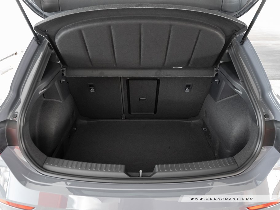 https://i.i-sgcm.com/new_cars/cars/12903/12903_g86