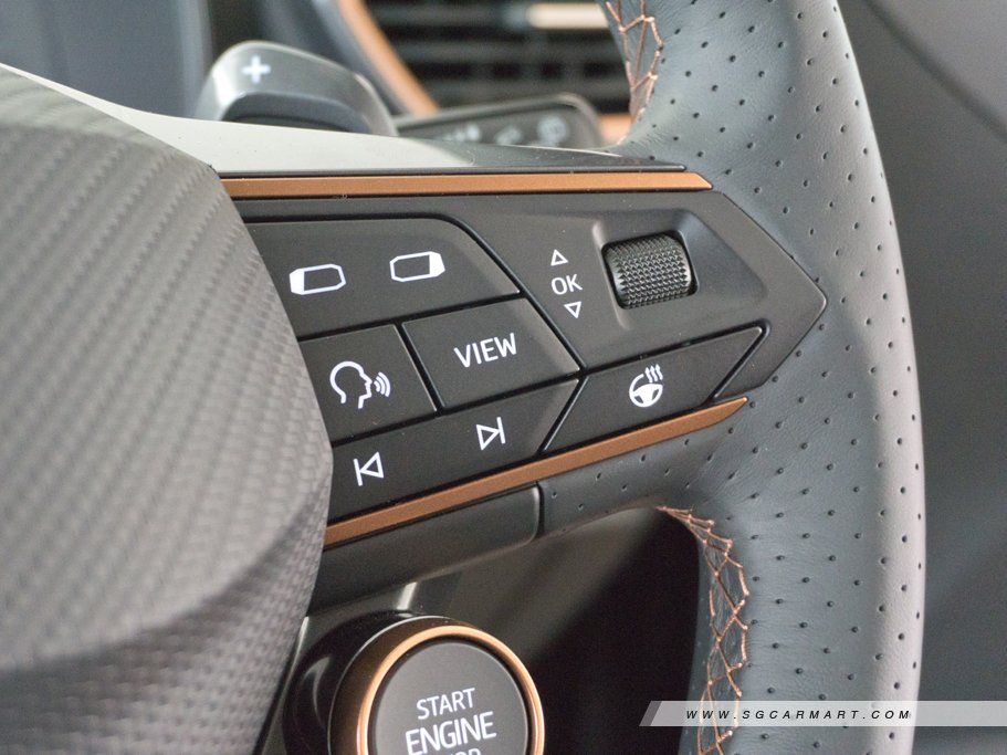 https://i.i-sgcm.com/new_cars/cars/12904/12904_g48