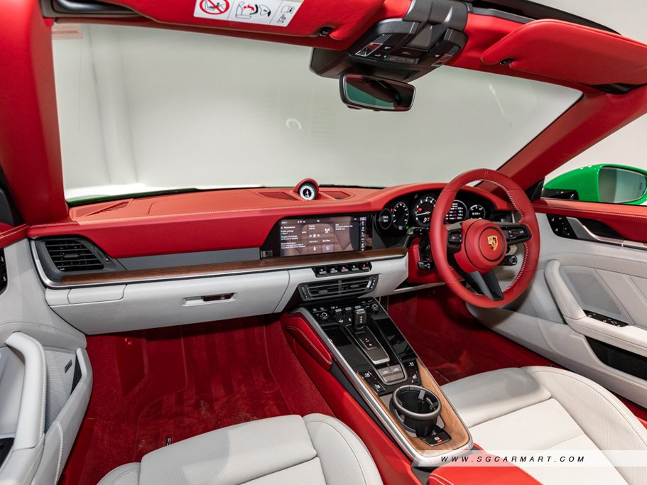 https://i.i-sgcm.com/new_cars/cars/12906/12906_g11