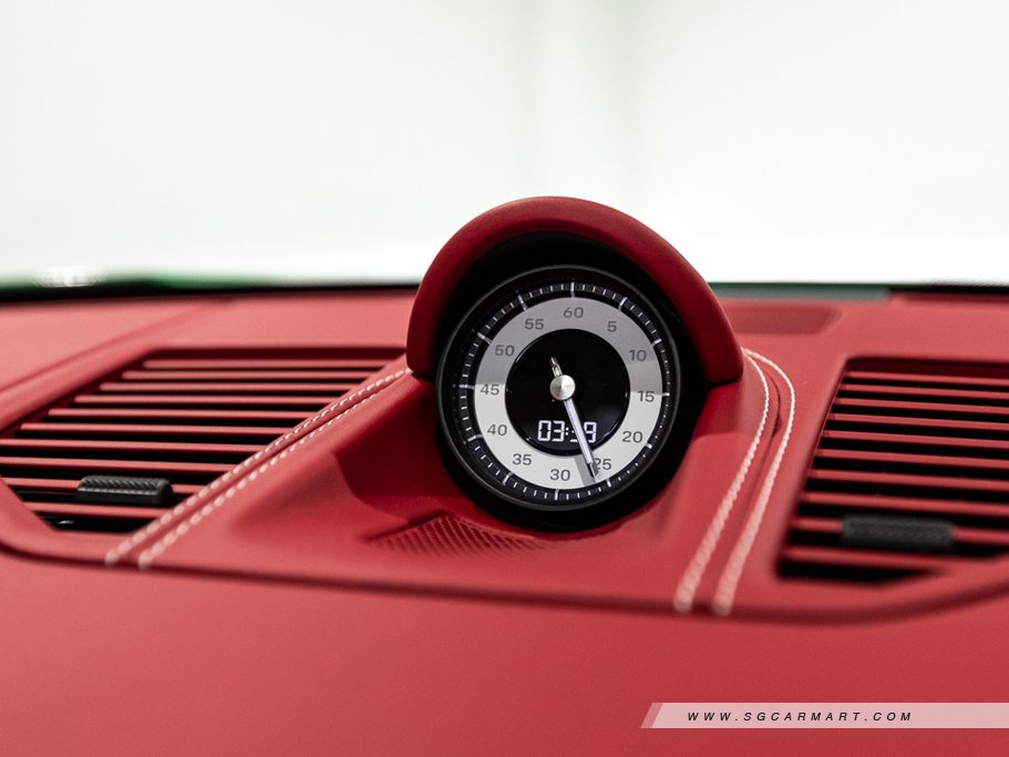 https://i.i-sgcm.com/new_cars/cars/12906/12906_g15