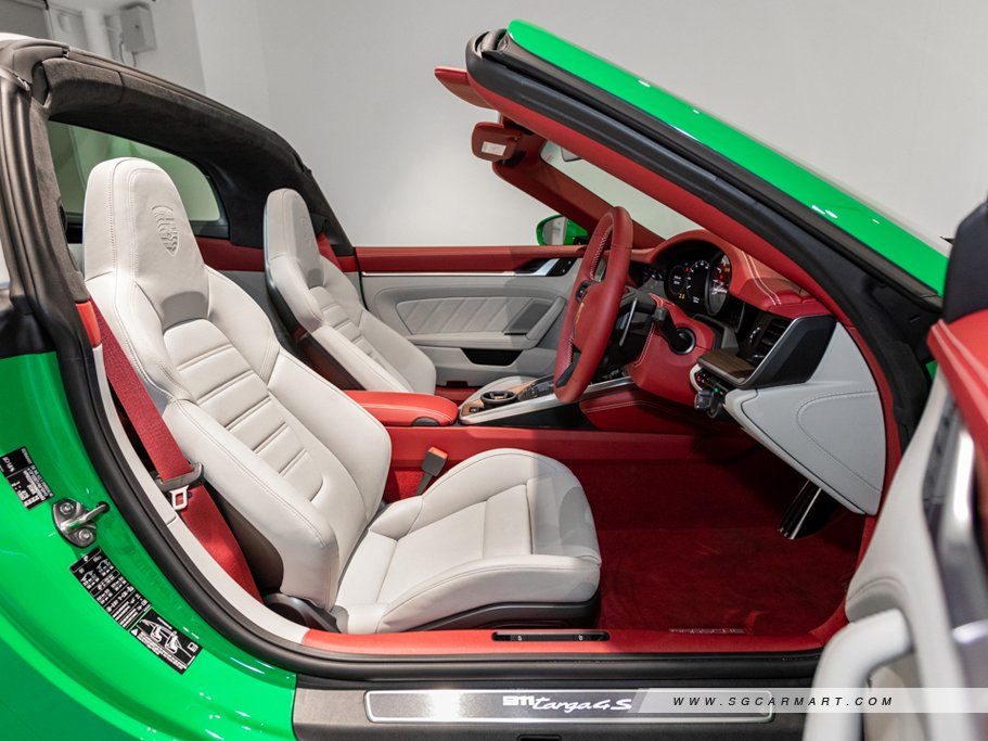 https://i.i-sgcm.com/new_cars/cars/12906/12906_g16