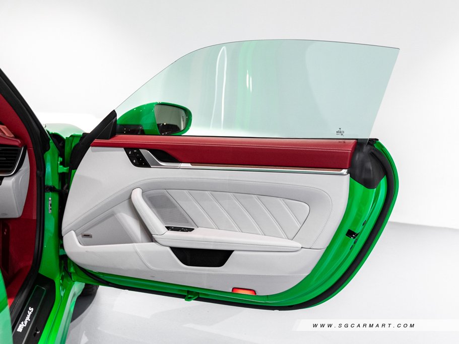 https://i.i-sgcm.com/new_cars/cars/12906/12906_g18