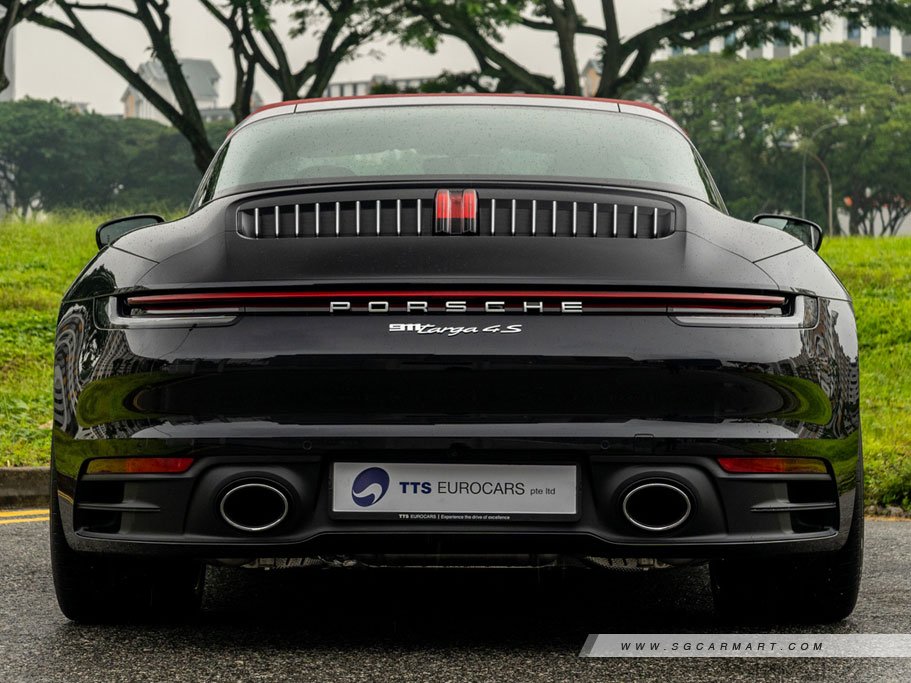 https://i.i-sgcm.com/new_cars/cars/12906/12906_g25