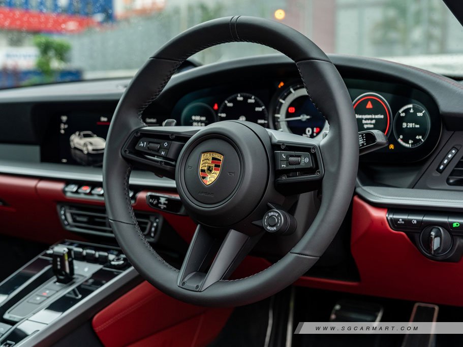 https://i.i-sgcm.com/new_cars/cars/12906/12906_g31