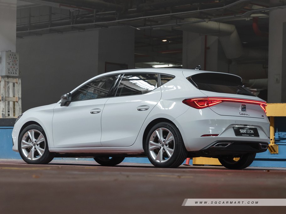 https://i.i-sgcm.com/new_cars/cars/12914/12914_g23