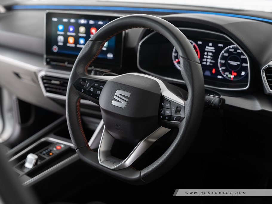 https://i.i-sgcm.com/new_cars/cars/12914/12914_g35