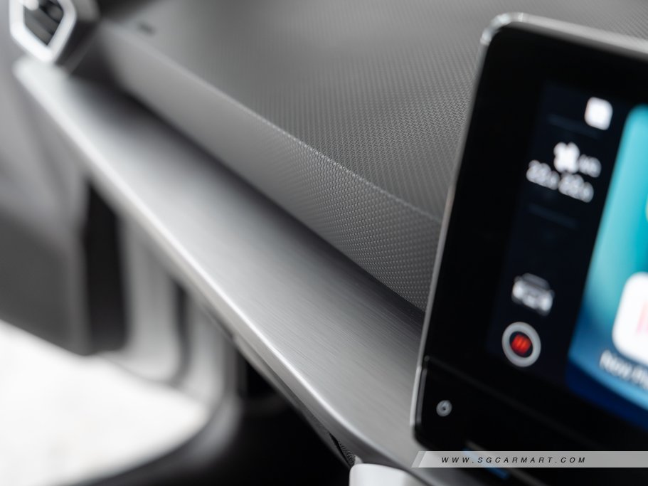 https://i.i-sgcm.com/new_cars/cars/12914/12914_g59