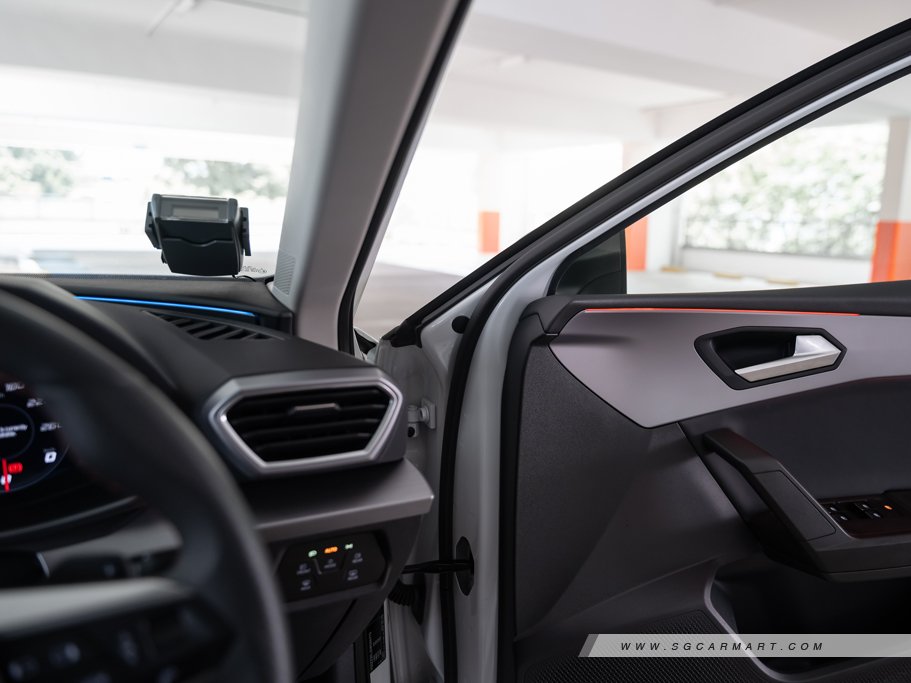 https://i.i-sgcm.com/new_cars/cars/12914/12914_g66