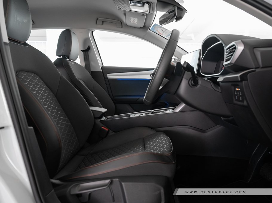 https://i.i-sgcm.com/new_cars/cars/12914/12914_g69