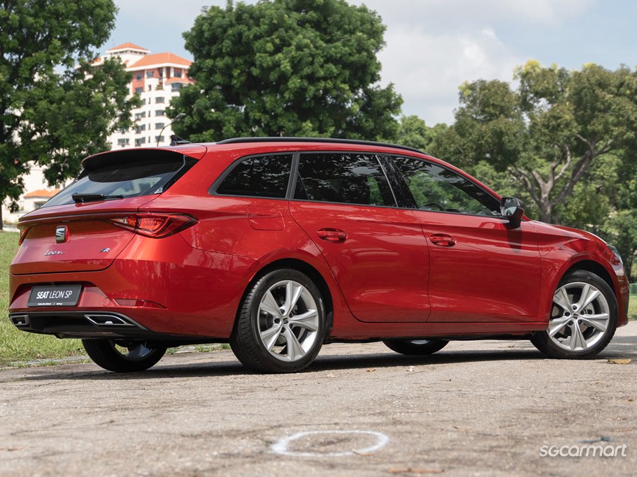 https://i.i-sgcm.com/new_cars/cars/12915/12915_g22