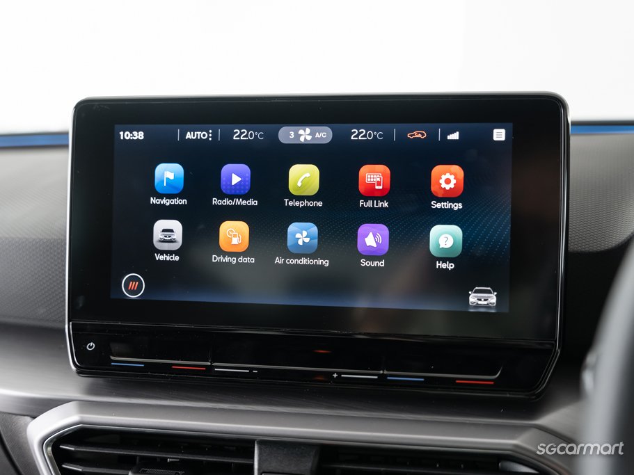 https://i.i-sgcm.com/new_cars/cars/12915/12915_g38