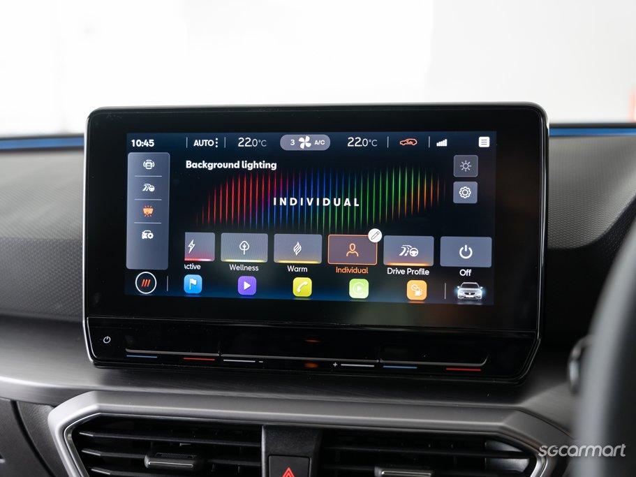 https://i.i-sgcm.com/new_cars/cars/12915/12915_g45