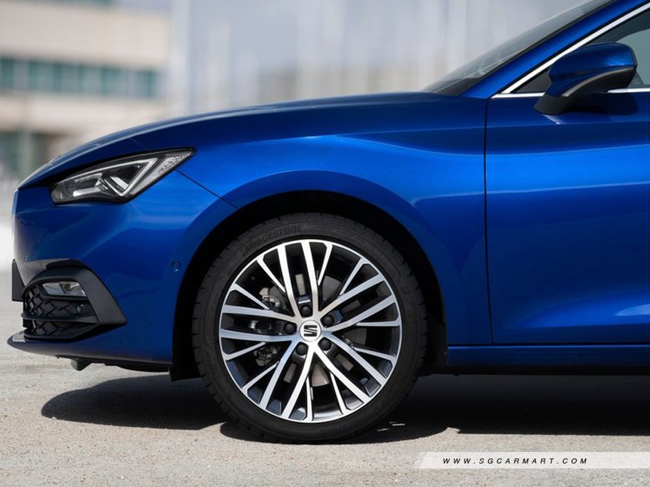 https://i.i-sgcm.com/new_cars/cars/12915/12915_g8