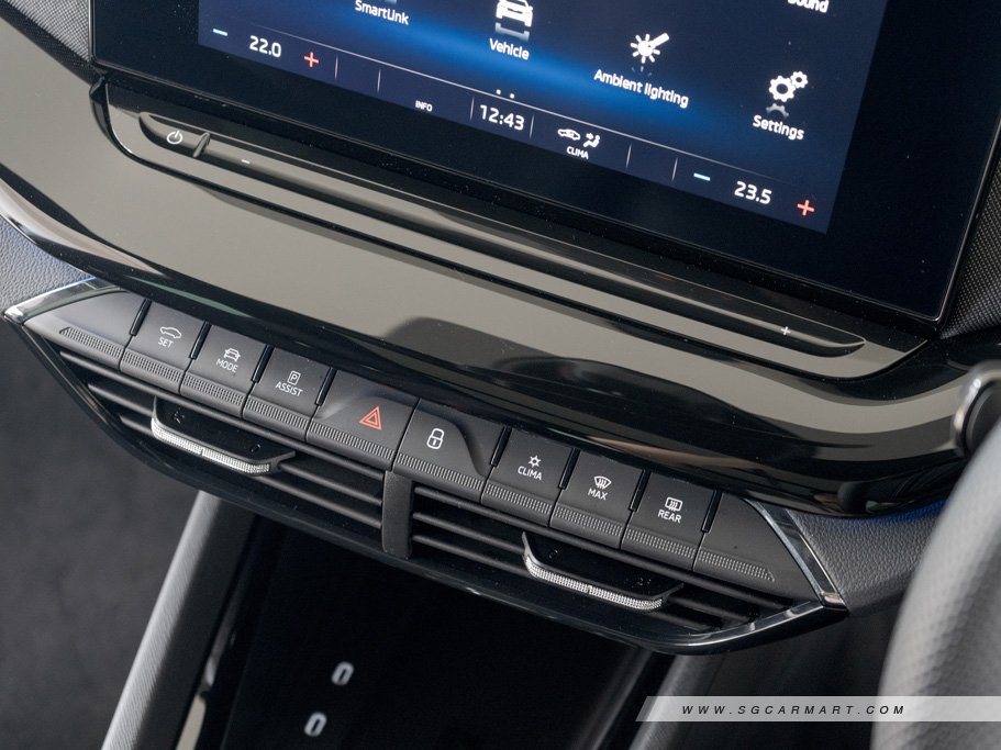 https://i.i-sgcm.com/new_cars/cars/12917/12917_g107