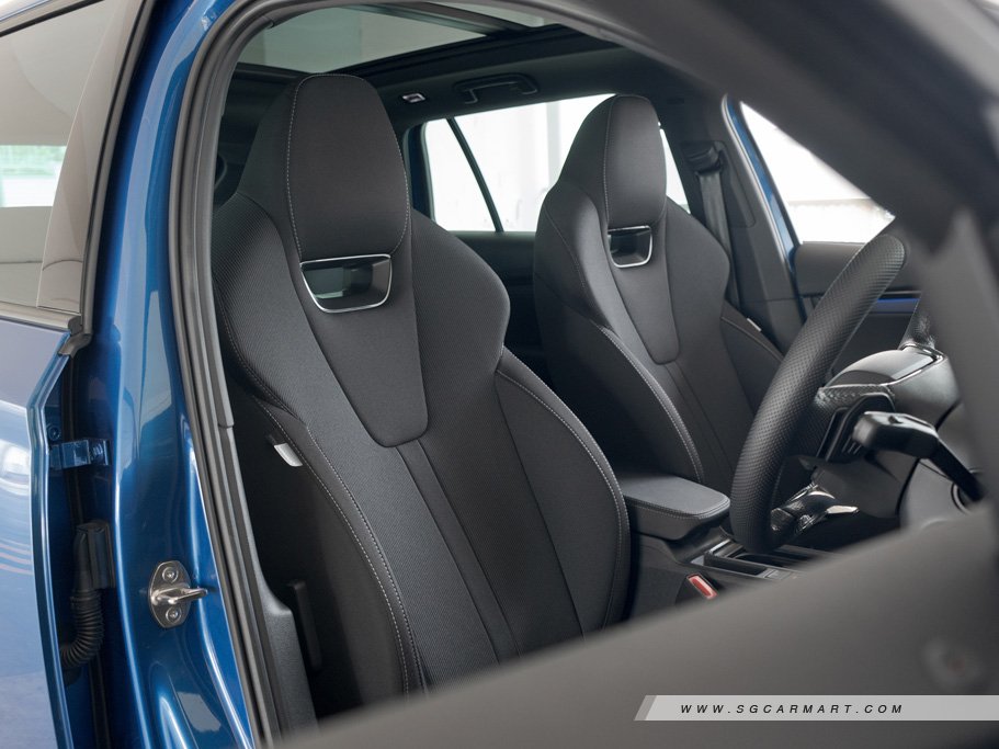 https://i.i-sgcm.com/new_cars/cars/12917/12917_g111
