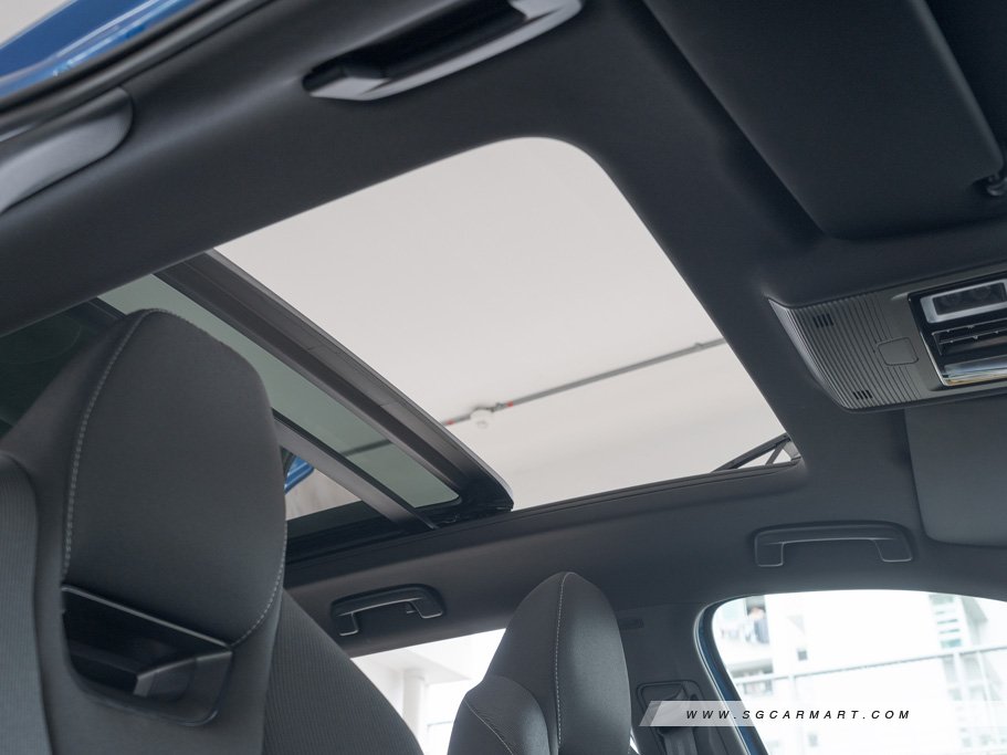 https://i.i-sgcm.com/new_cars/cars/12917/12917_g112