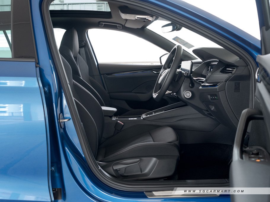 https://i.i-sgcm.com/new_cars/cars/12917/12917_g114