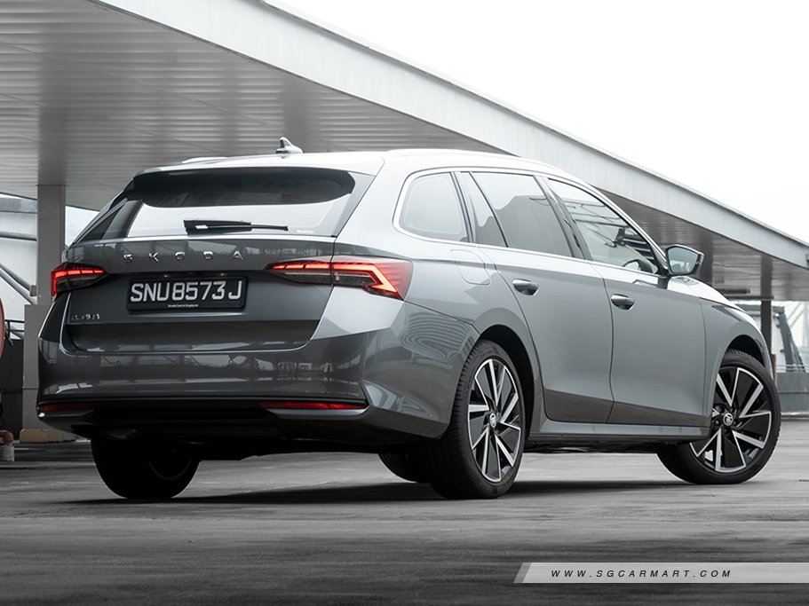 https://i.i-sgcm.com/new_cars/cars/12917/12917_g132