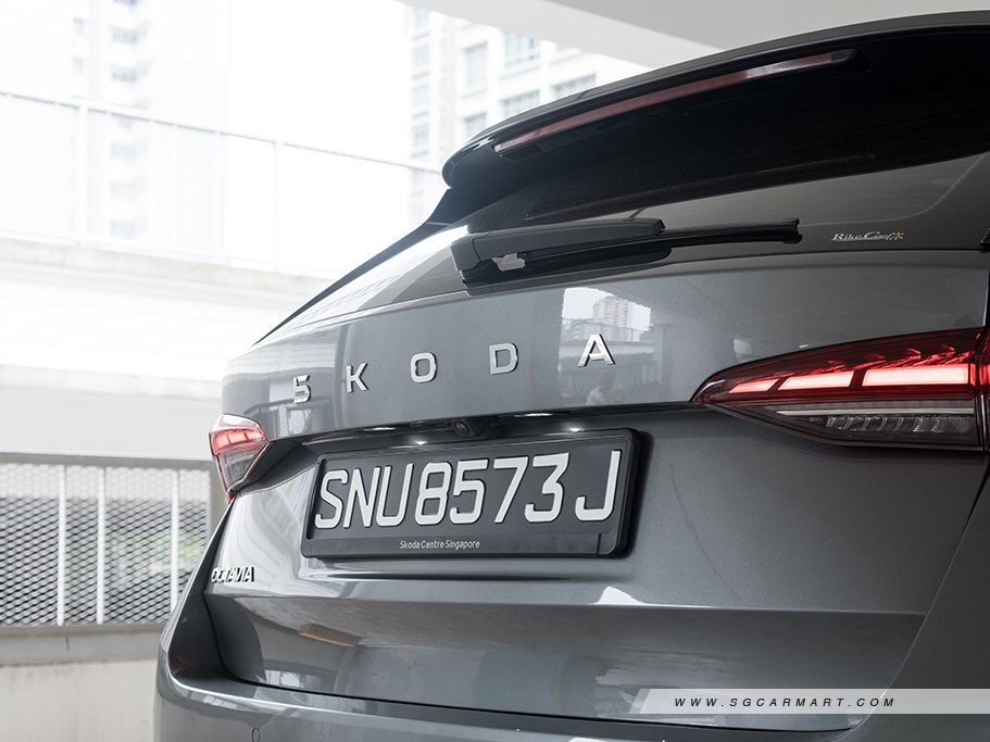 https://i.i-sgcm.com/new_cars/cars/12917/12917_g136
