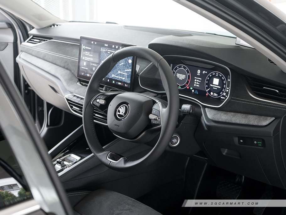 https://i.i-sgcm.com/new_cars/cars/12917/12917_g141