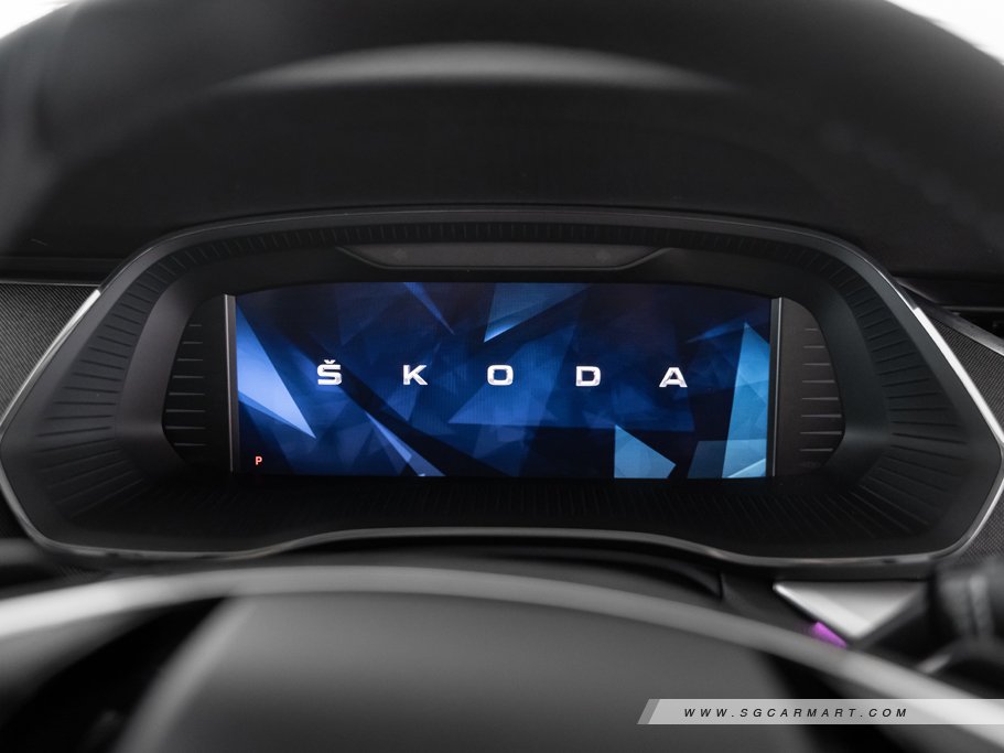 https://i.i-sgcm.com/new_cars/cars/12917/12917_g48