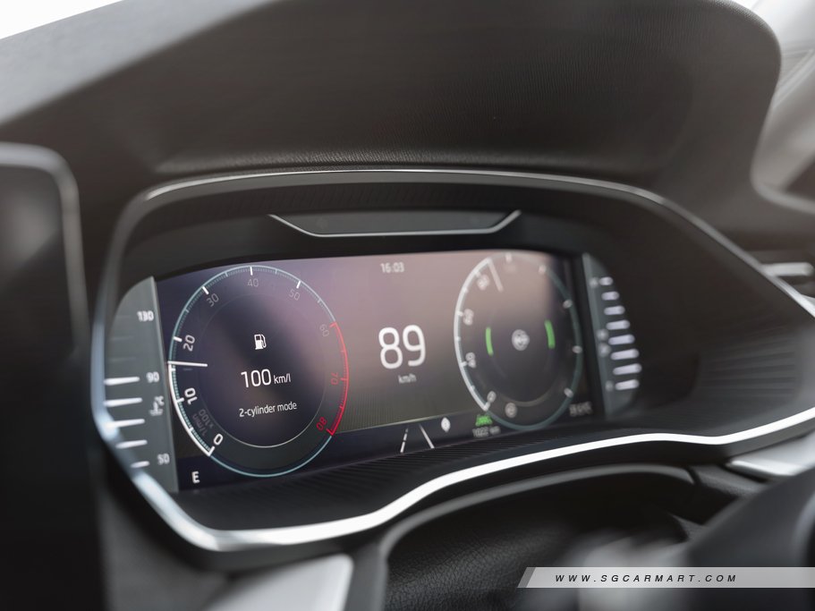 https://i.i-sgcm.com/new_cars/cars/12917/12917_g49