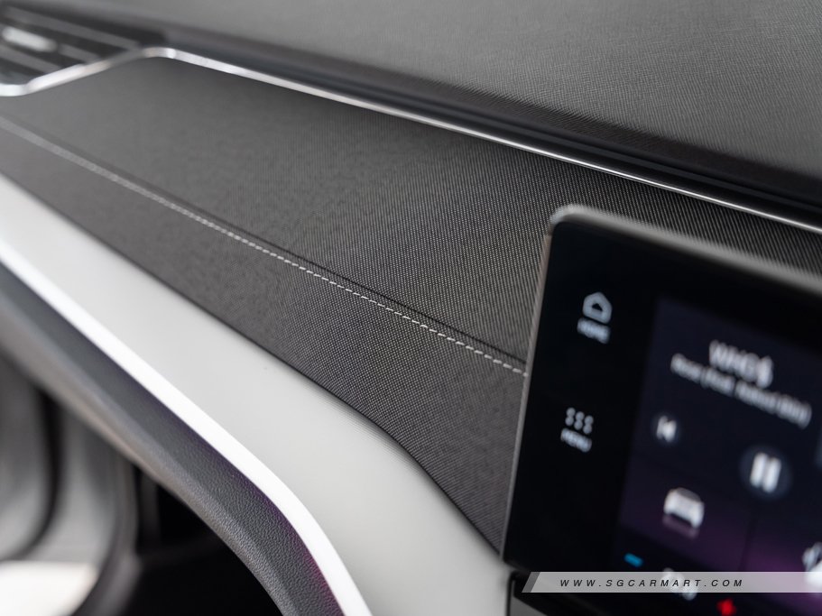 https://i.i-sgcm.com/new_cars/cars/12917/12917_g58