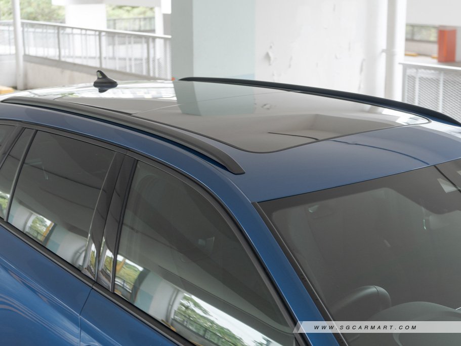 https://i.i-sgcm.com/new_cars/cars/12917/12917_g94