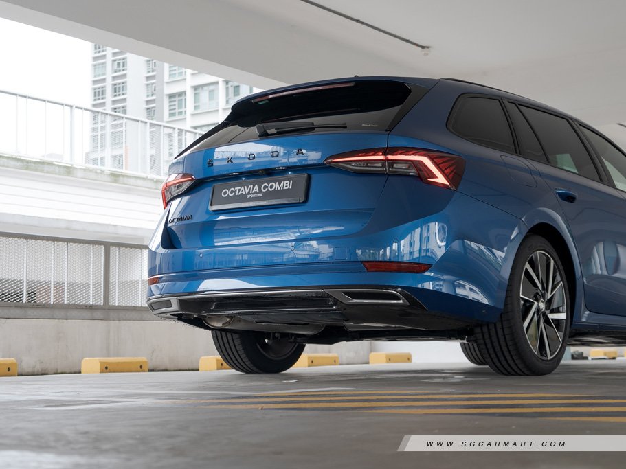 https://i.i-sgcm.com/new_cars/cars/12917/12917_g95