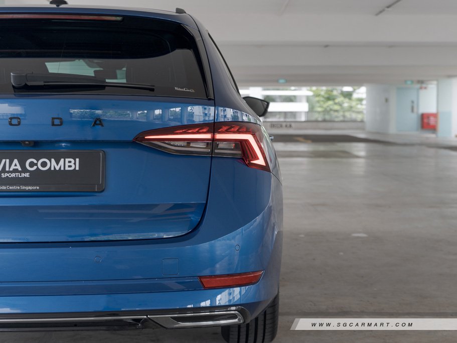 https://i.i-sgcm.com/new_cars/cars/12917/12917_g96
