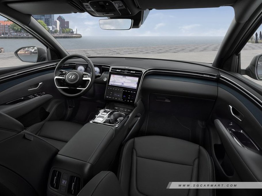 https://i.i-sgcm.com/new_cars/cars/12918/12918_g15