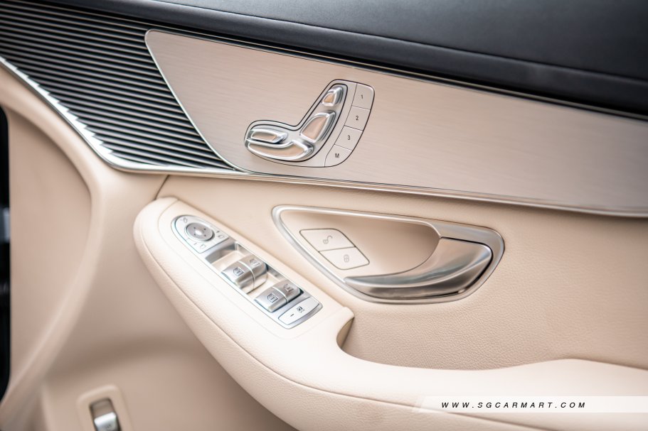 https://i.i-sgcm.com/new_cars/cars/12919/12919_g21