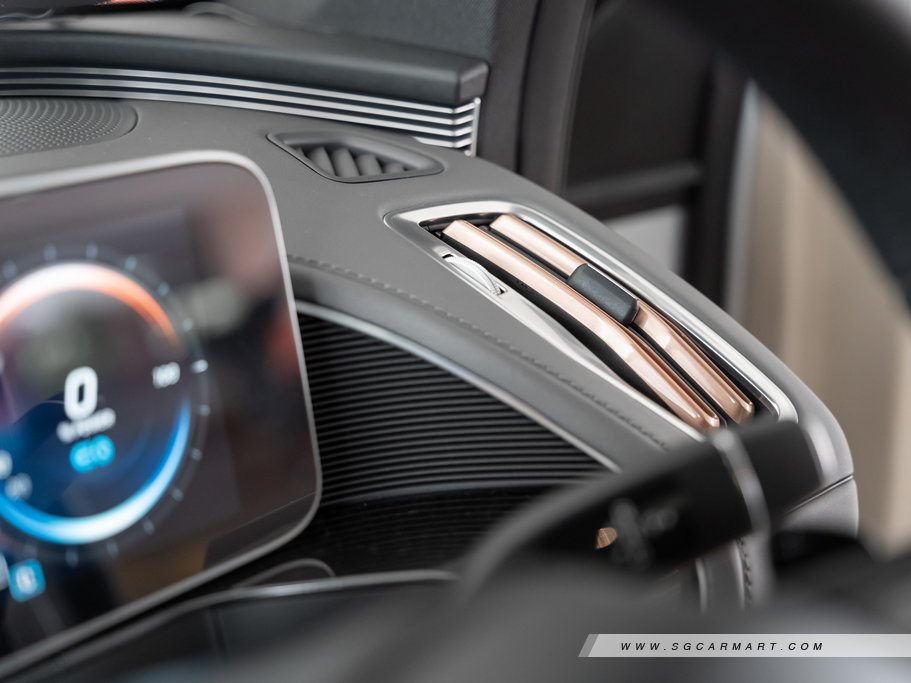 https://i.i-sgcm.com/new_cars/cars/12919/12919_g63